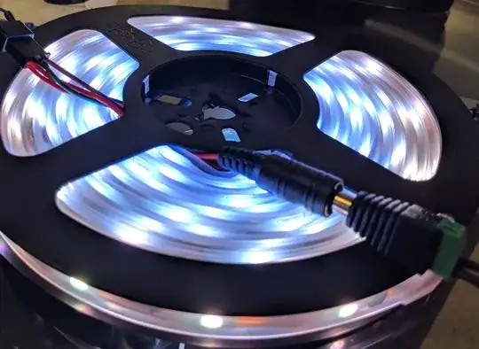 WS2811 white half brightness