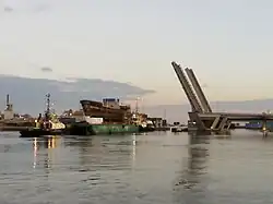 City of Adelaide being moved to Dock 2, Port Adelaide, , 29 November 2019