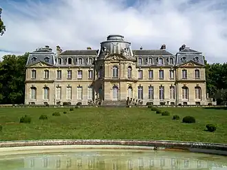 Château de Champlâtreux [fr]