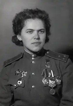 Portrait photograph of Rufina Gasheva in uniform, wearing the gold star medal of a Hero of the Soviet Union.