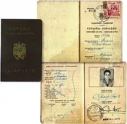 Passport issued to a Spanish resident in Ifni province, 1951
