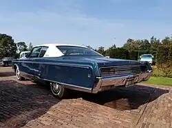 1968 Chrysler New Yorker 2-door Hardtop
