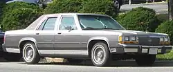 alt=1990 Ford LTD Crown Victoria 4-door sedan