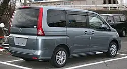 Nissan Serena C25 post-facelift rear