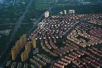 Aerial photograph of S5 Hujia Expressway beside Taopuqicun.jpg