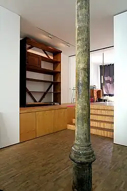 Cast iron support column