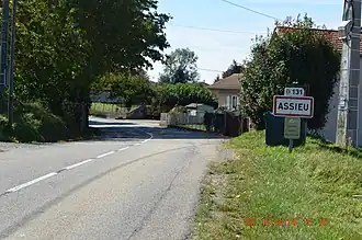 The road into Assieu