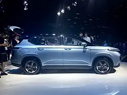 Side profile, production version