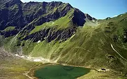 The Bergersee Hut (2,181 m) (below the Goldeckscharte notch), seen from the ascent to the Berger Kogel (1980)