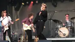 Brigitte Calls Me Baby performing Palm of Your Hand live in Chicago.