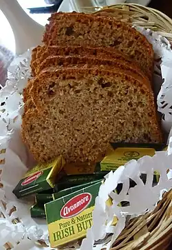 Irish Soda bread (áran sóide) served with Irish butter