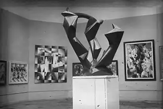 A Rudolf Belling sculpture exhibited in 1929