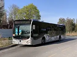 Bus on route 643