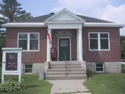 Calef Library in Washington