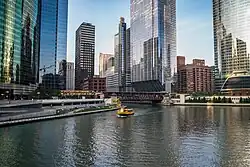 Image 26Ferries offer sightseeing tours and water-taxi transportation along the Chicago River and Lake Michigan. (from Chicago)