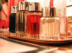 Common Chinese condiments: soy sauce, vinegar, chili oil, white pepper