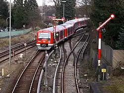 474 entering Blankenese station