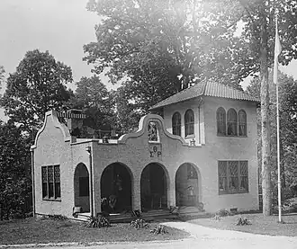 Theta Sigma Rho Sorority Clubhouse