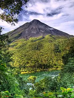Image 17Arenal Volcano National Park is one of the country's tourist attractions. (from Costa Rica)