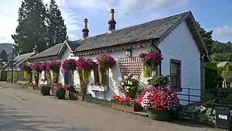 Luss Village, Tigh A Mhaoir