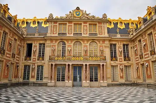 Marble Court of the Palace of Versailles, Versailles, France, by Louis Le Vau and Jules Hardouin-Mansart, c. 1660 - 1715[188]