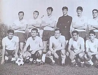 Niculescu (back row, third from the right) with Dinamo București in 1968