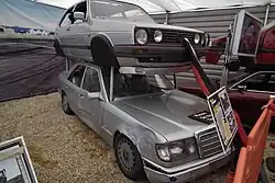 The double-decker cars: Mercedes-Benz W124 (bottom) and Volkswagen Golf Mk2 (top) as shown from the last episode.
