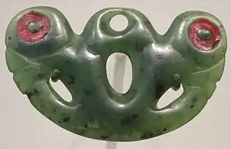 Ear pendant (pekapeka), Māori people, pounamu and red sealing wax