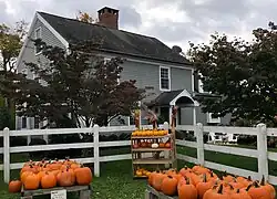 Farm market at the center of Pembroke