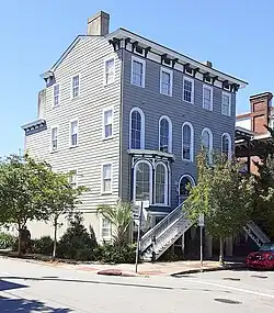 Frederick Tebeau House, 101 West Perry Street
