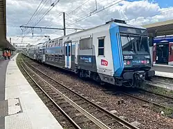 Z 20500 at Corbeil-Essonnes (RER D)