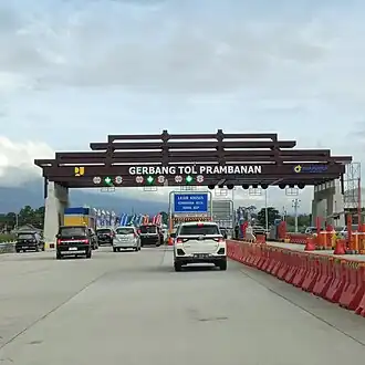 Gerbang Tol Prambanan.jpg