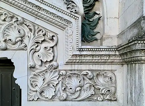 Romanian Revival acanthuses on the Gheorghieff Brothers Tomb, Bellu Cemetery, Bucharest, by Ion Mincu, c.1900