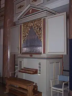 Choir organ