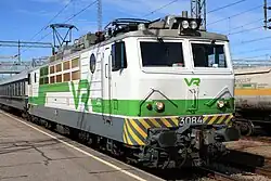 Sr1 3084 in a white-green VR livery