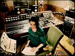 Julie McLarnon, 2017