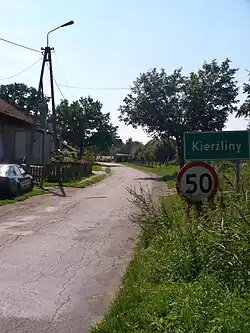 Road sign in Kierźliny