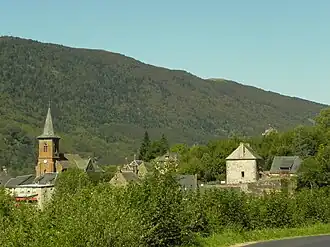 Le Falgoux at the foot of the Puy Mary, in the heart of the Auvergne volcano park