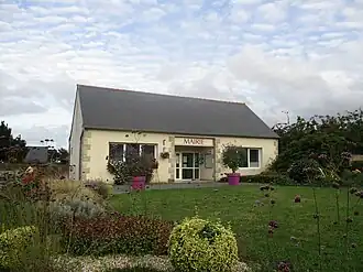The town hall of Trégonneau