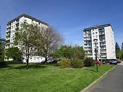 Towers of the Montjoyeux complex