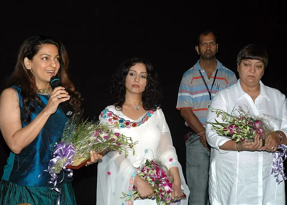 Ms Juhi Chawla (Actress), Ms Divya Datta (actress), and Ms Manjit Man (Producer) at the presentation of the film Waris Shah – Ishq Da Waris during the 37th International Film Festival (IFFI-2006) in Panaji, Goa.jpg