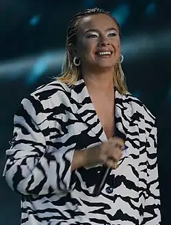 Nykiel performing in Sopot in 2022