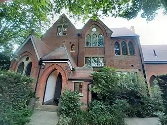 Old Vicarage, South Parade, sharing architectural idioms with its church