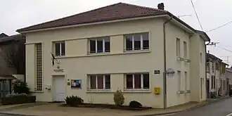 The town hall in Omelmont