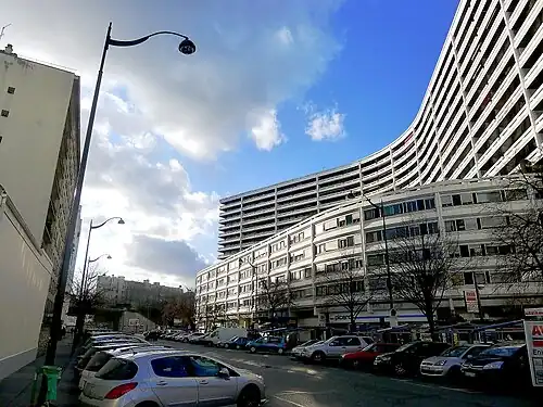 The Grand Pavois see from place Robert-Guillemard