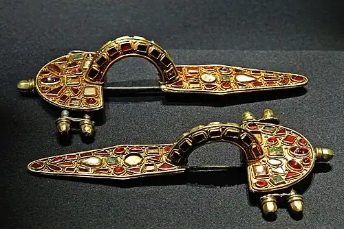 Germanic fibulae, early 5th century