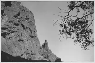 The pinnacle at Simpsons Gap in 1941