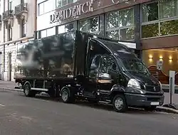 Post-facelift Mascott with Semi trailer