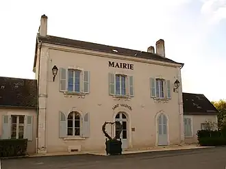 The town hall in Saint-Valentin