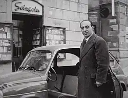 Salvatore Sciascia outside his renowned bookstore on Corso Umberto I in the 1960s.
